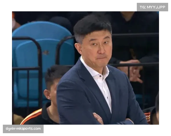 杜锋坦言40分钟赛制要求球员保持绝对专注度